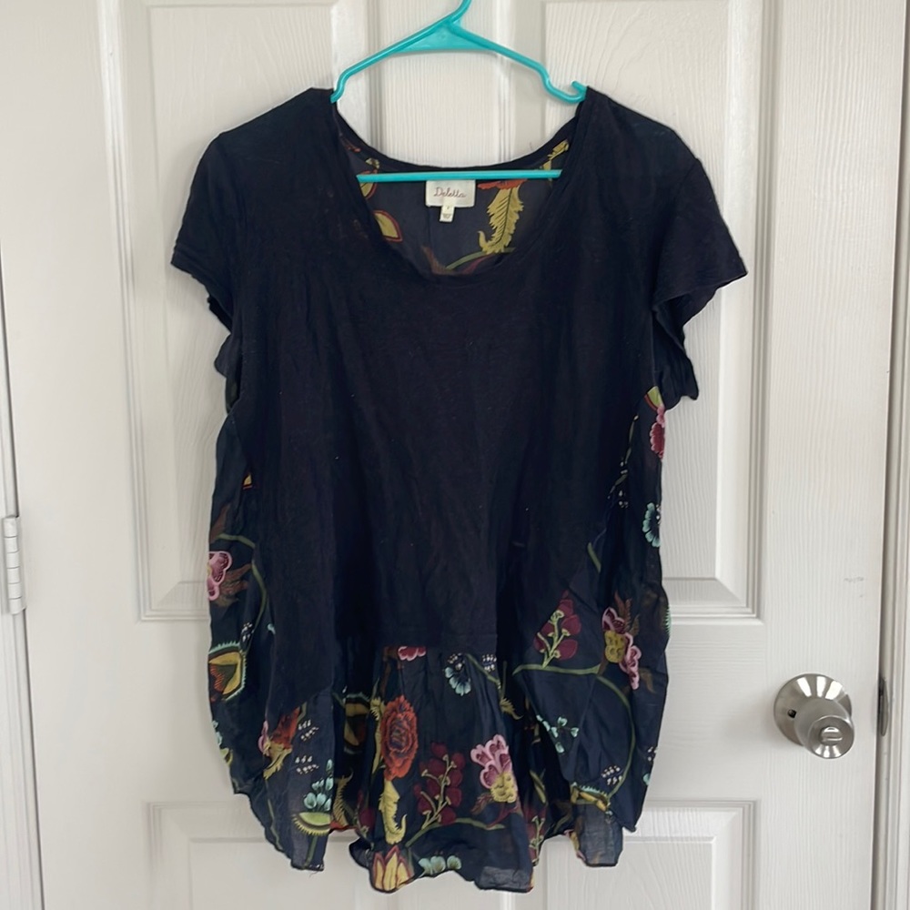Anthropologie Black Fall Shirt with Flowy Back Size Small